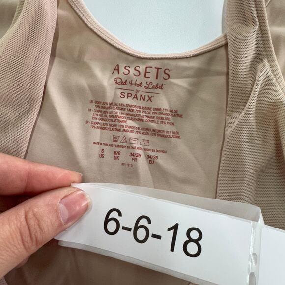 Assets Spanx Bodysuit Womens‎ Small Tan Red Hot Label Body Slimmer Shapewear - Picture 5 of 8